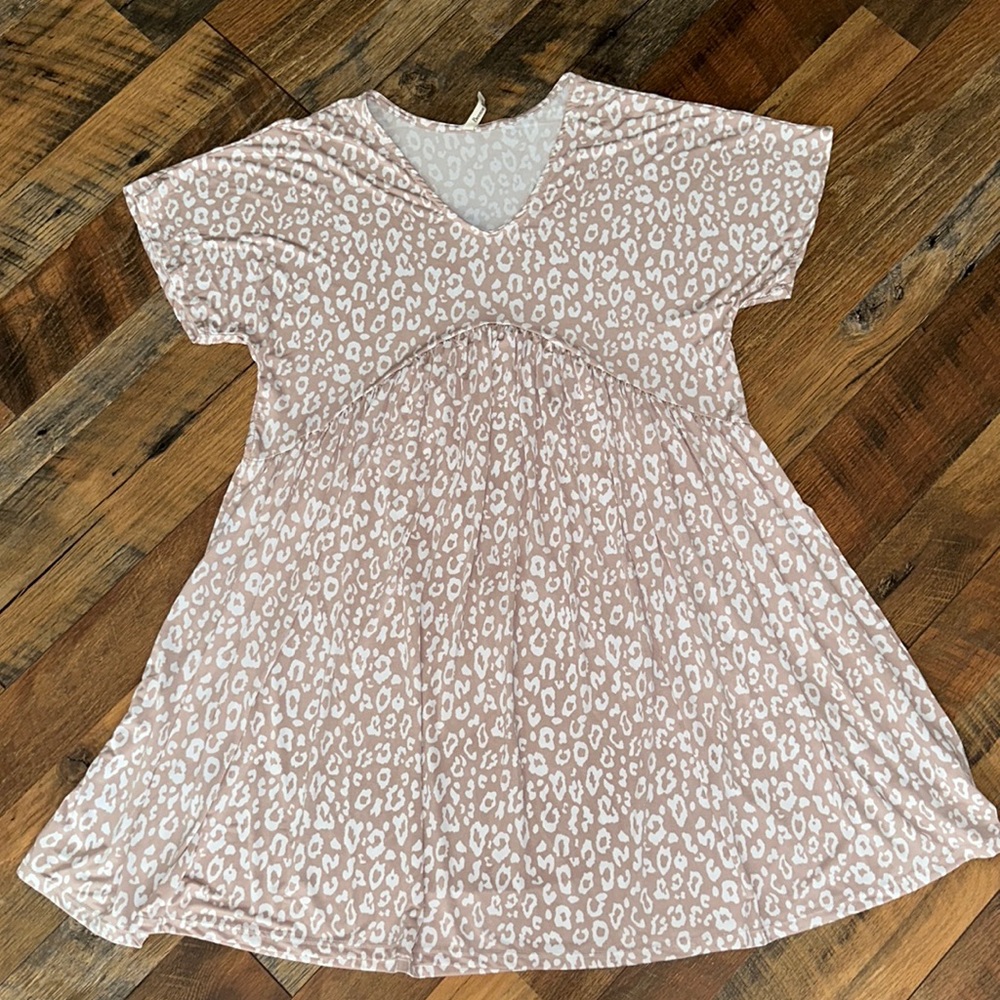 beeson river boutique tan leopard dress